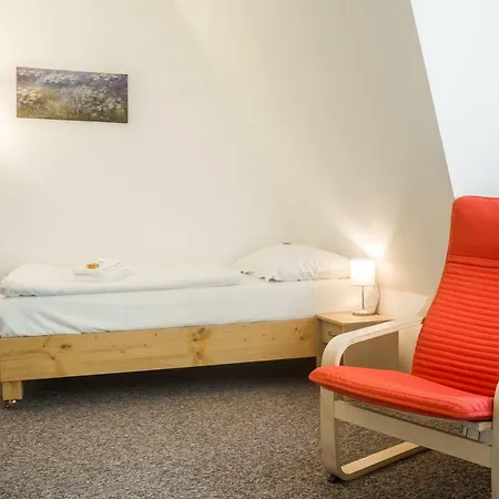 Hotel Konopiste Nova Myslivna