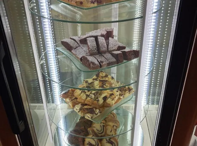 Konopiste Nova Myslivna 3* بينيسوف