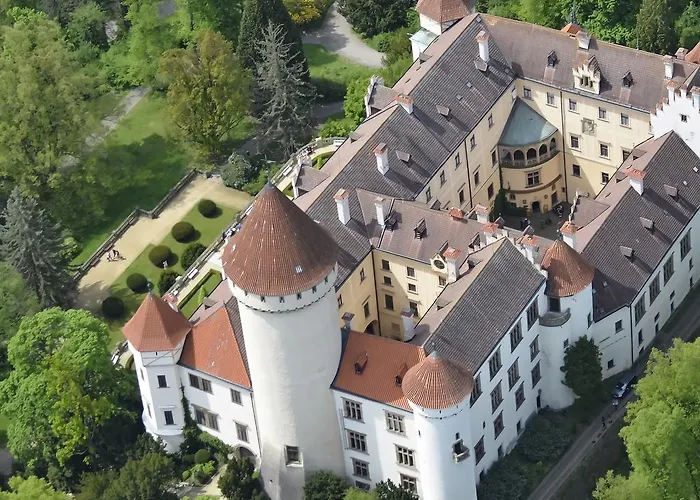 Konopiste Nova Myslivna Бенешов