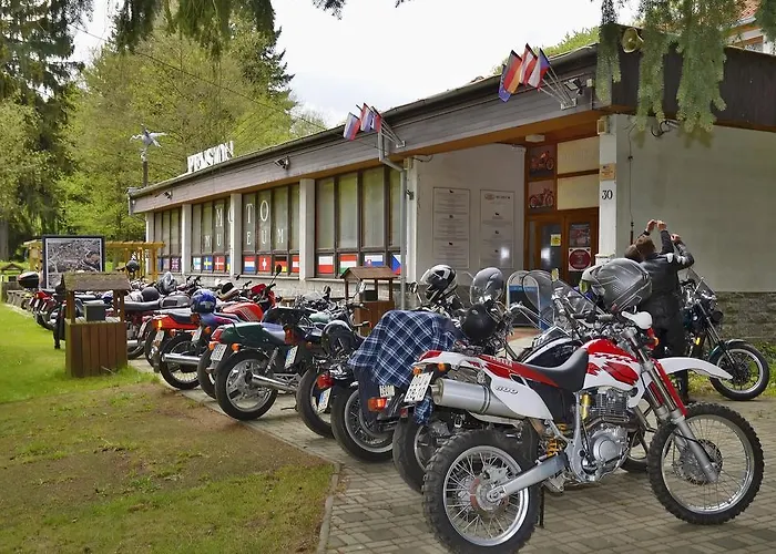 Konopiste Nova Myslivna فندق 3*