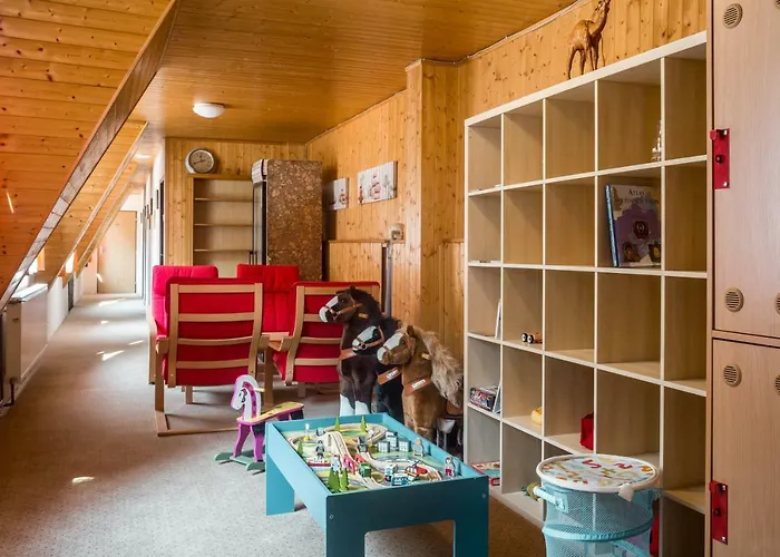 Отель Konopiste Nova Myslivna